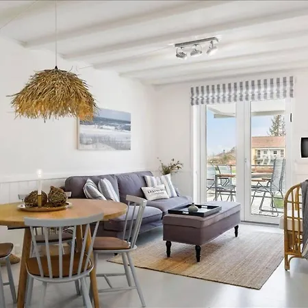 Vakantiehuis With Ocean View Hals